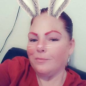 Meet your Posher, Dina